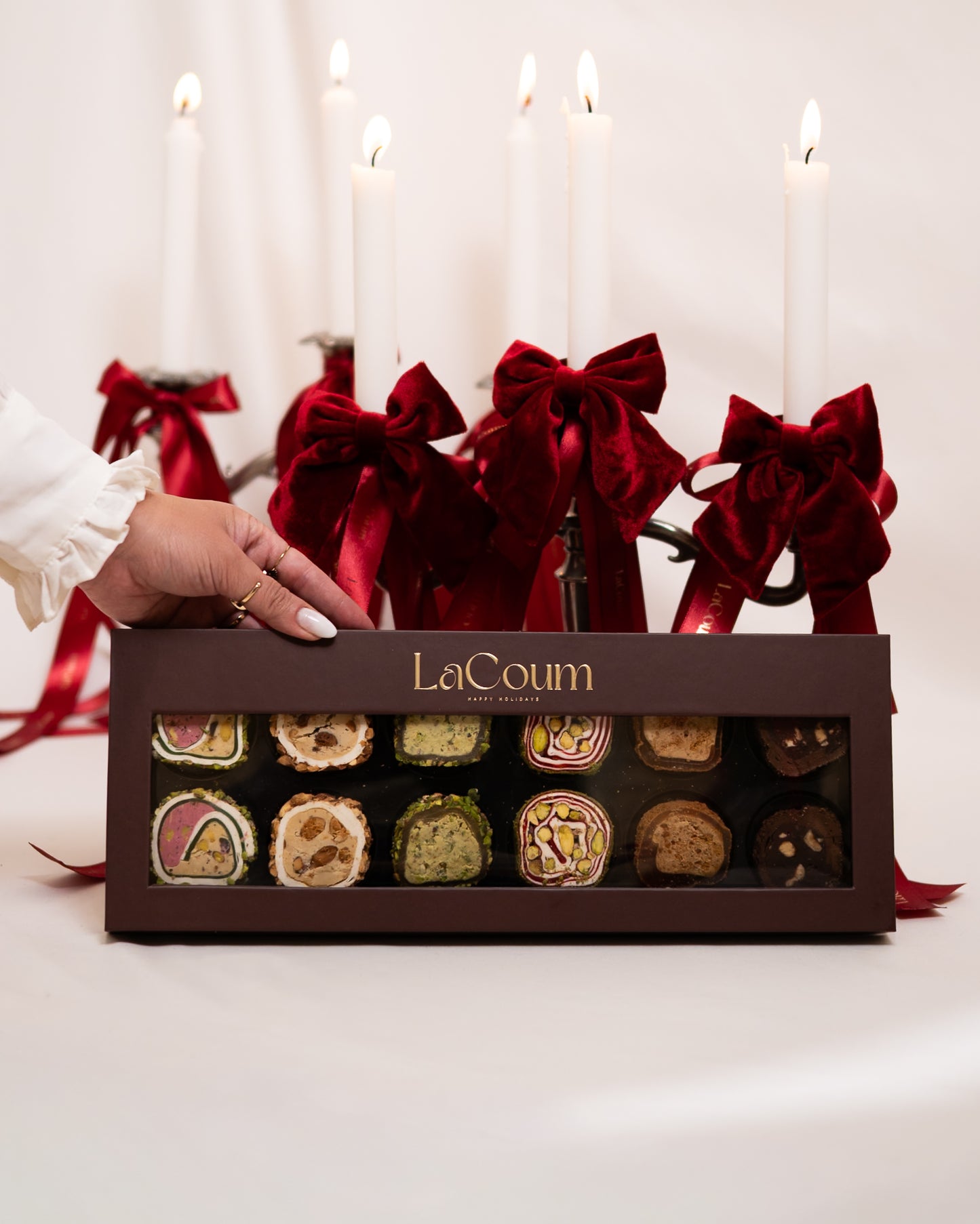 Exclusive Nº12 - Bordeaux Happy Holidays