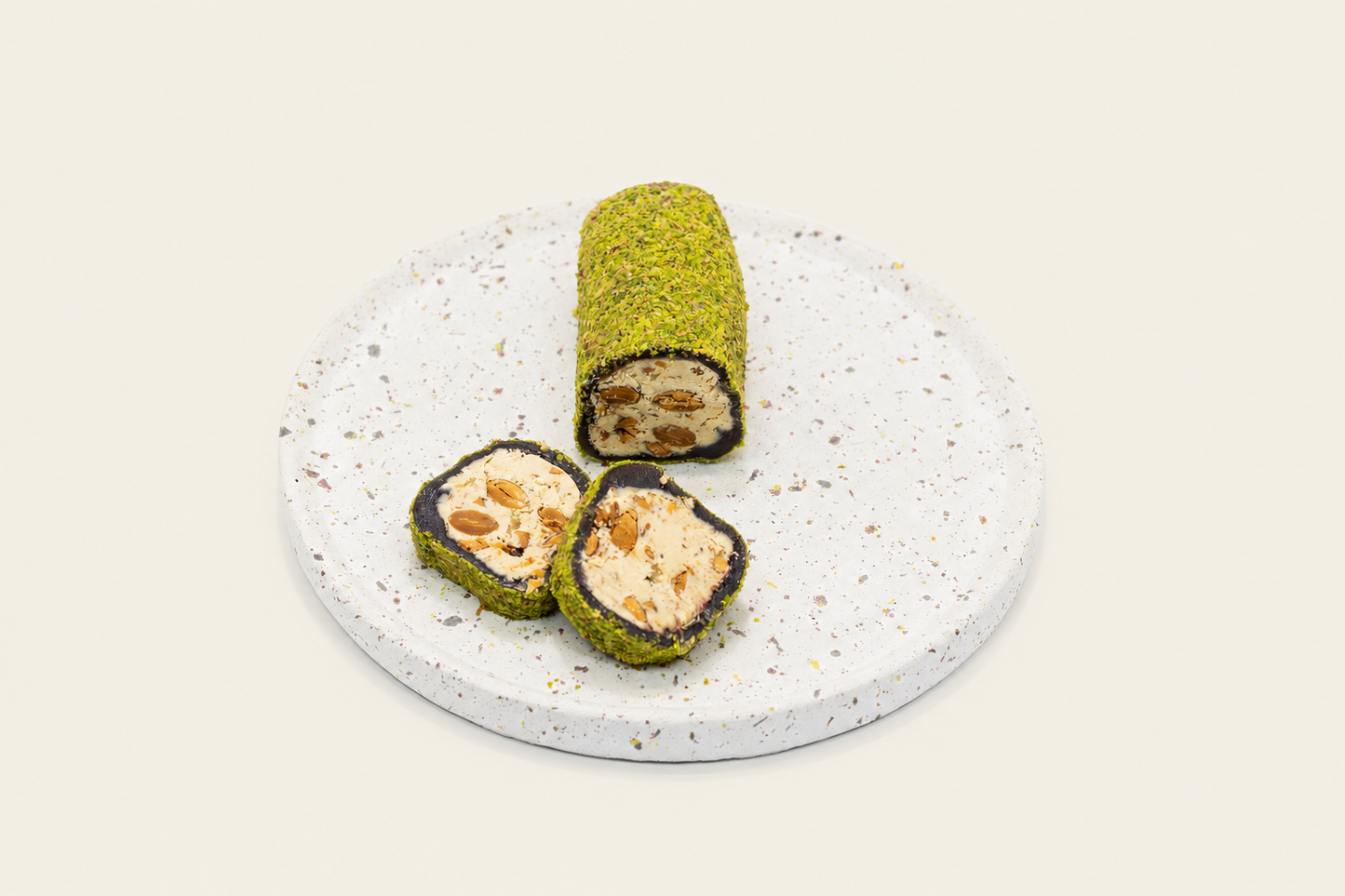 Amandel Fruitmix op warme achtergrond